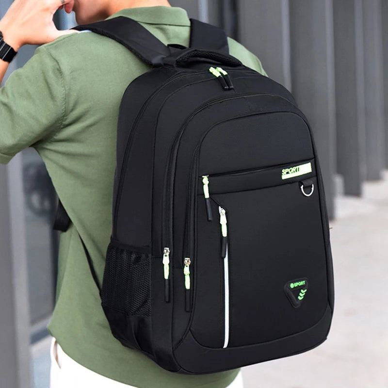 VITTARO Essential Form Backpack