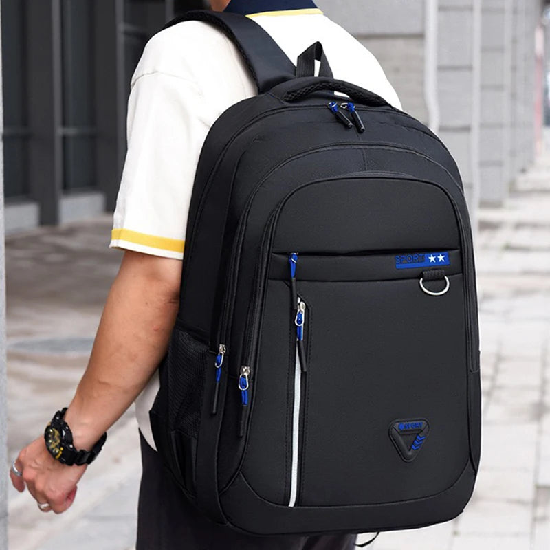 VITTARO Essential Form Backpack