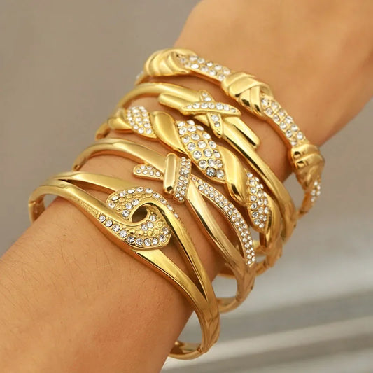 EternaKnot Bangle | Crystal Knot of Eternal Elegance