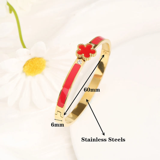✨ New Classic Clover Bangle – Timeless Shine, Everyday Charm ✨