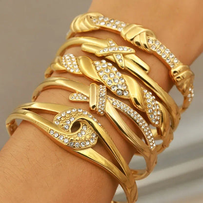 EternaKnot Bangle | Crystal Knot of Eternal Elegance