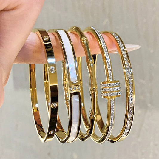 ✨ Eternal Gleam – Titanium Steel Gold Bracelet ✨