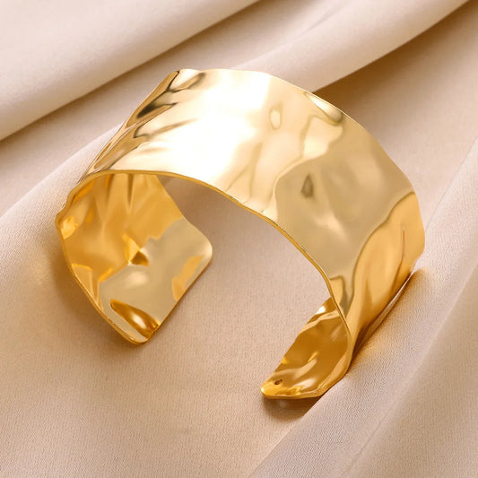 Vintage Gold Cuff | Bold Statement, Timeless Power