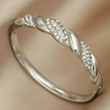 EternaKnot Bangle | Crystal Knot of Eternal Elegance