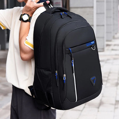 VITTARO Essential Form Backpack