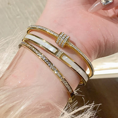 ✨ Eternal Gleam – Titanium Steel Gold Bracelet ✨