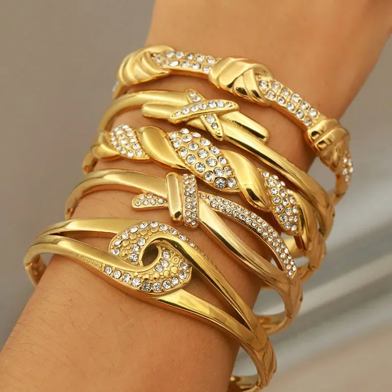 EternaKnot Bangle | Crystal Knot of Eternal Elegance