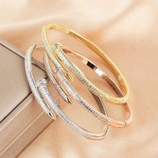 🌟 CrystalClasp Elegance – Zircon Nail Bracelet for Women 🌟